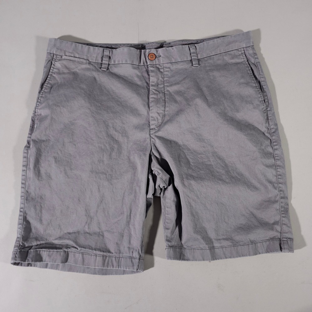 Tommy Bahama Shorts Mens 42 Gray Boracay Flat Front Chino Stretch Cotton